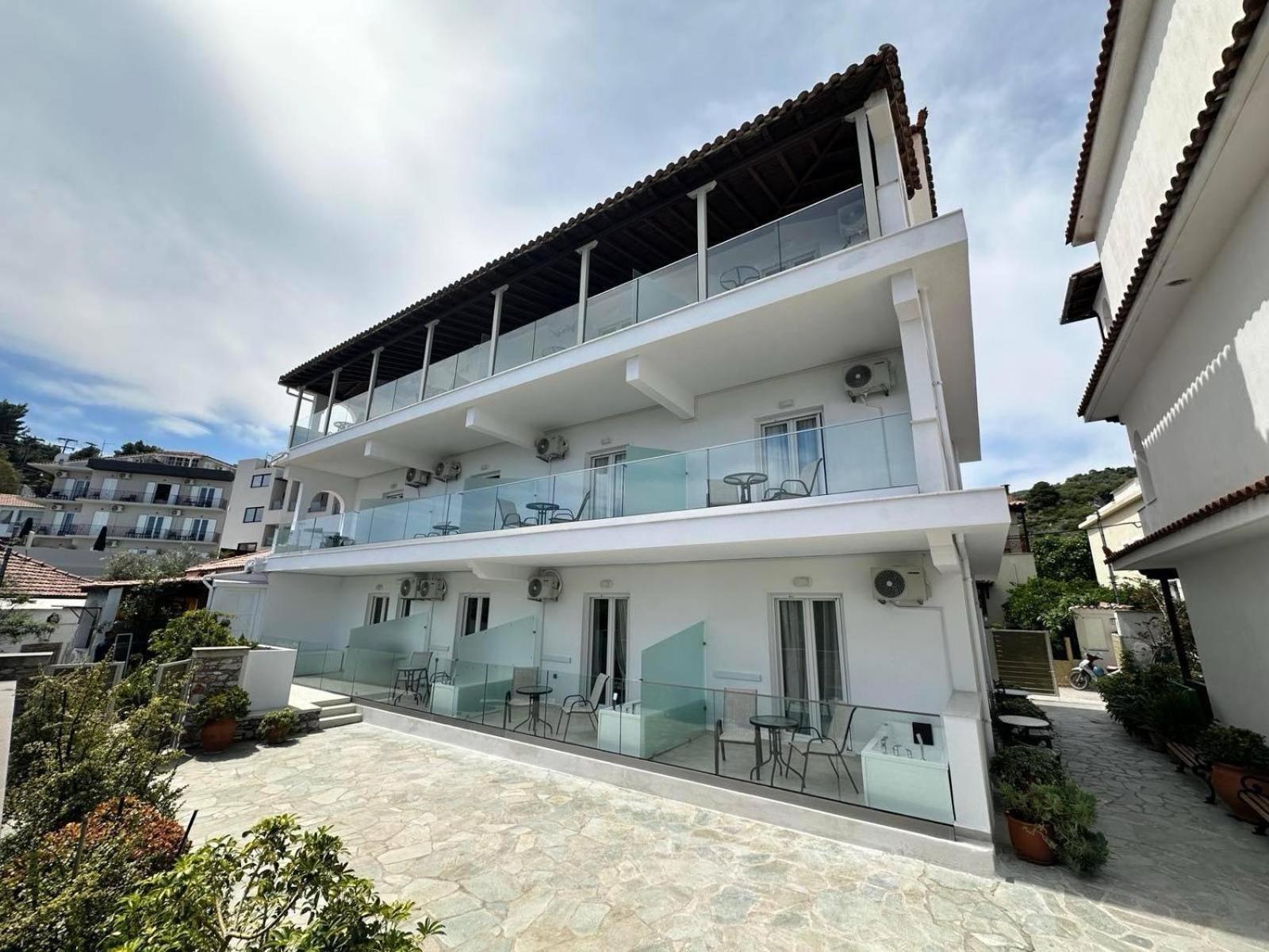 Roula'S House On The Beach Skiathos stad Exteriör bild